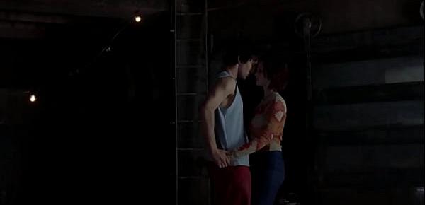  Desmond Harrington and huge tits Thora Birch - Love scene in the hole 2001